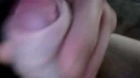 cumzzxx12322 online show from April 30, 7:10 pm