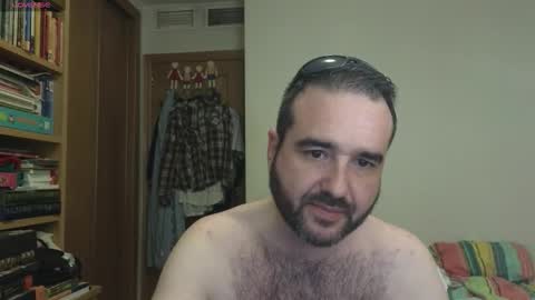 Snapshot of curiosillo1983 chatting on October 7, 3:05 pm curiosillo1983 online show from October 7, 3:05 pm