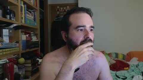 curiosillo1983 online show from June 18, 9:14 am