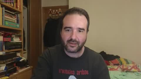 Snapshot of curiosillo1983 chatting on September 29, 5:31 pm curiosillo1983 online show from September 29, 5:31 pm