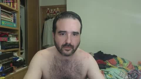 Snapshot of curiosillo1983 chatting on October 1, 7:51 pm curiosillo1983 online show from October 1, 7:51 pm