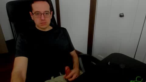Snapshot of curious_10 chatting on February 23, 2:43 pm curious_10 online show from February 23, 2:43 pm