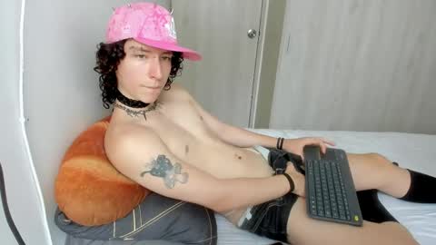 Noah online show from May 2, 3:37 pm