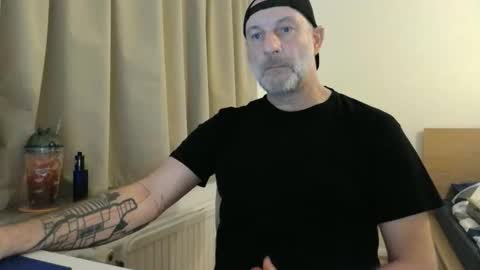 Curman85 online show from October 25, 10:22 pm