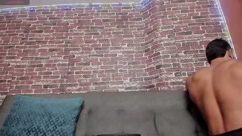 Snapshot of curt_x chatting on December 5, 2:53 am Curt online show from December 5, 2:53 am