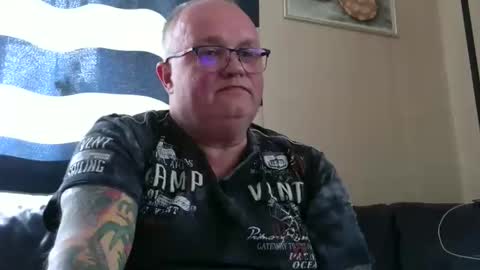 Snapshot of curtus14 chatting on September 26, 1:09 pm curtus14 online show from September 26, 1:09 pm