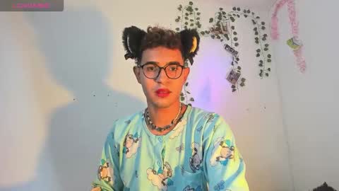 cute_sammy_1 online show from September 10, 5:17 am