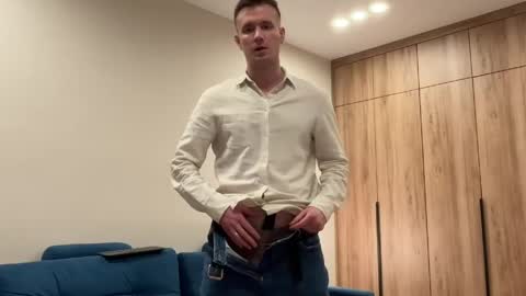 cute_skywalker online show from April 22, 6:34 pm