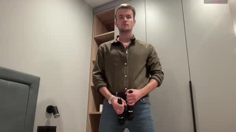 Snapshot of cute_skywalker chatting on September 13, 6:31 pm cute_skywalker online show from September 13, 6:31 pm