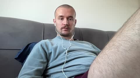 Snapshot of cute_skywalker chatting on December 22, 9:22 am cute_skywalker online show from December 22, 9:22 am
