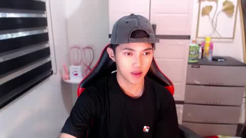 Steph online show from March 29, 11:27 pm