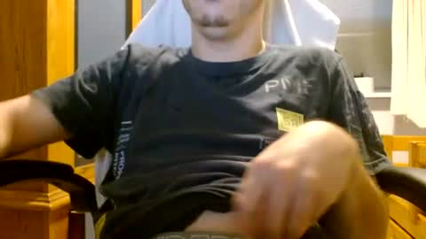 Cuteboy090 online show from June 22, 6:41 am