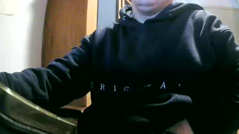 Snapshot of cuteboy090 chatting on February 1, 10:59 am Cuteboy090 online show from February 1, 10:59 am