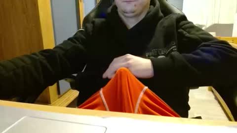 Cuteboy090 online show from May 5, 5:24 pm