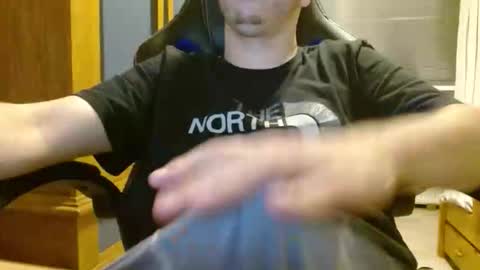 Cuteboy090 online show from June 4, 8:37 pm