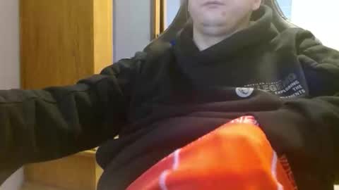 Cuteboy090 online show from May 4, 4:20 pm