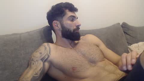 Snapshot of cuteeboy chatting on December 23, 6:16 pm cuteeboy online show from December 23, 6:16 pm