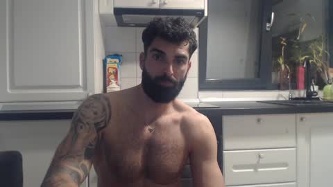 Snapshot of cuteeboy chatting on January 23, 11:59 pm cuteeboy online show from January 23, 11:59 pm