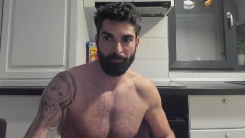 Snapshot of cuteeboy chatting on January 16, 1:16 am cuteeboy online show from January 16, 1:16 am