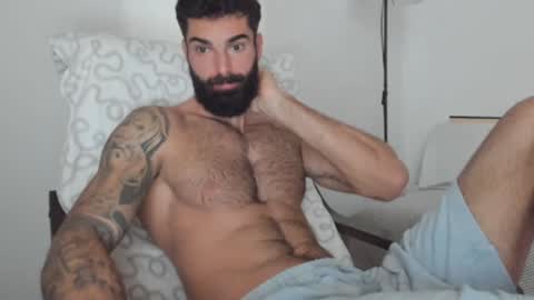 Snapshot of cuteeboy chatting on December 17, 6:56 am cuteeboy online show from December 17, 6:56 am