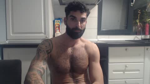 Snapshot of cuteeboy chatting on January 20, 9:53 pm cuteeboy online show from January 20, 9:53 pm