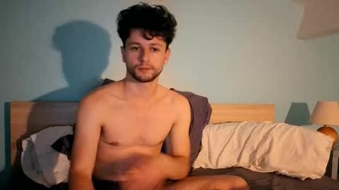 cutesubtwink101 online show from October 31, 1:07 am