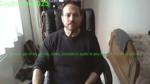 Chris online show from December 5, 8:00 am
