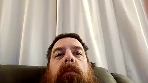 Snapshot of d1988 chatting on October 22, 9:35 am D online show from October 22, 9:35 am