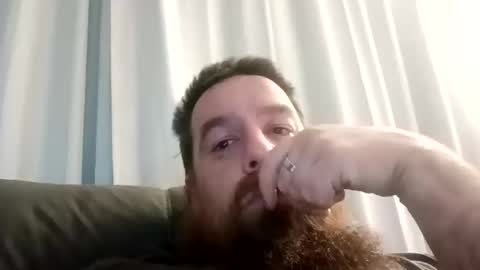 Snapshot of d1988 chatting on October 25, 10:17 am D online show from October 25, 10:17 am