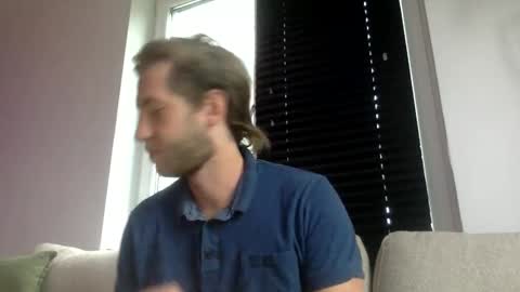 Snapshot of d3nnis_123 chatting on October 7, 7:34 am d3nnis_123 online show from October 7, 7:34 am