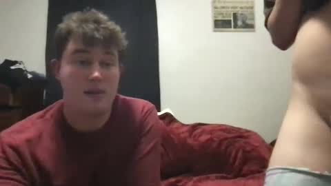 Snapshot of d_dart chatting on October 1, 4:05 am Aeboy12 online show from October 1, 4:05 am