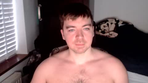 Snapshot of d_surman1994 chatting on February 11, 4:24 pm d_surman1994 online show from February 11, 4:24 pm