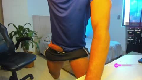 Mauricio online show from June 25, 8:35 pm