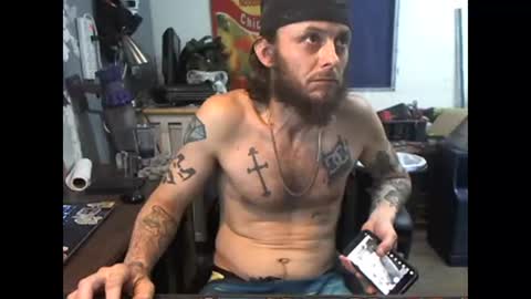 dadddyyycloudy online show from March 10, 8:20 am