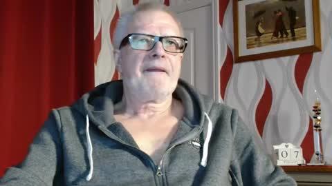 Brian ... online show from February 7, 9:26 pm