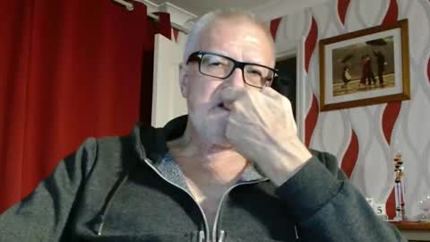 Brian ... online show from September 15, 7:59 pm