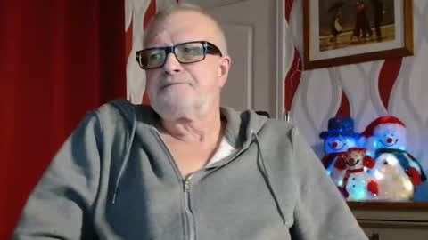 Brian ... online show from December 9, 9:01 pm
