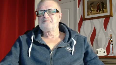 Brian ... online show from January 24, 9:05 pm