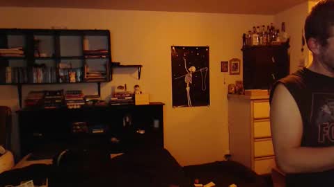 daddy_werewolf online show from April 5, 6:21 am