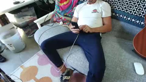 Snapshot of daddycache chatting on October 16, 9:23 pm bas online show from October 16, 9:23 pm