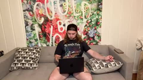 DaddydayDrinkz online show from May 10, 3:52 am