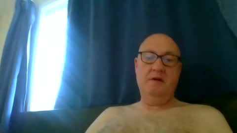 daddyhere4uall6 online show from October 21, 7:11 am