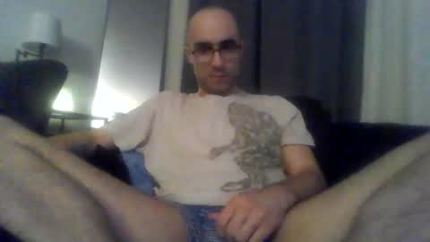 daddysbeautifulboy online show from April 26, 7:50 am