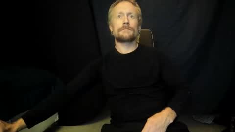 daemon online show from December 12, 5:42 am