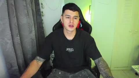 my name is Jhon and I live in colombia online show from May 13, 3:03 am