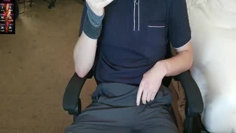 daintydusk1 online show from April 4, 8:39 pm