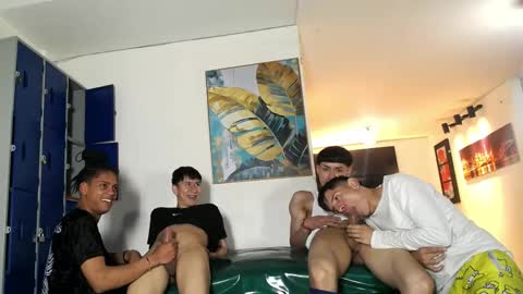 daiquirie online show from April 29, 1:38 pm