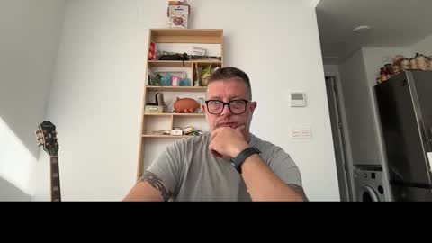 daitarniii online show from November 6, 1:58 pm