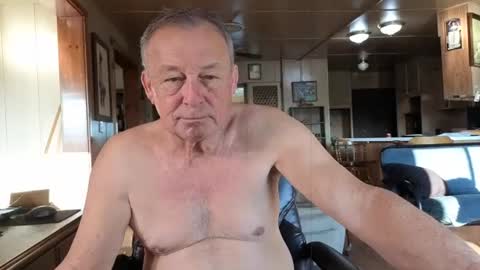 Snapshot of dakit2 chatting on October 16, 3:09 pm dakit online show from October 16, 3:09 pm