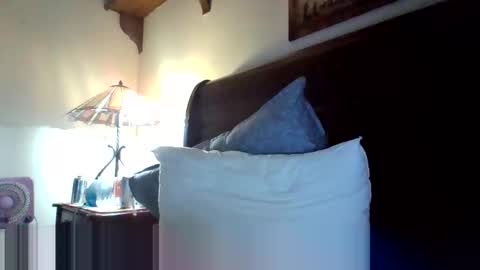 Snapshot of dallastxguy74 chatting on October 14, 5:31 pm dallastxguy74 online show from October 14, 5:31 pm